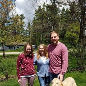 Meet your Posher, Leslie